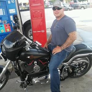 Meet your Posher, Dustin